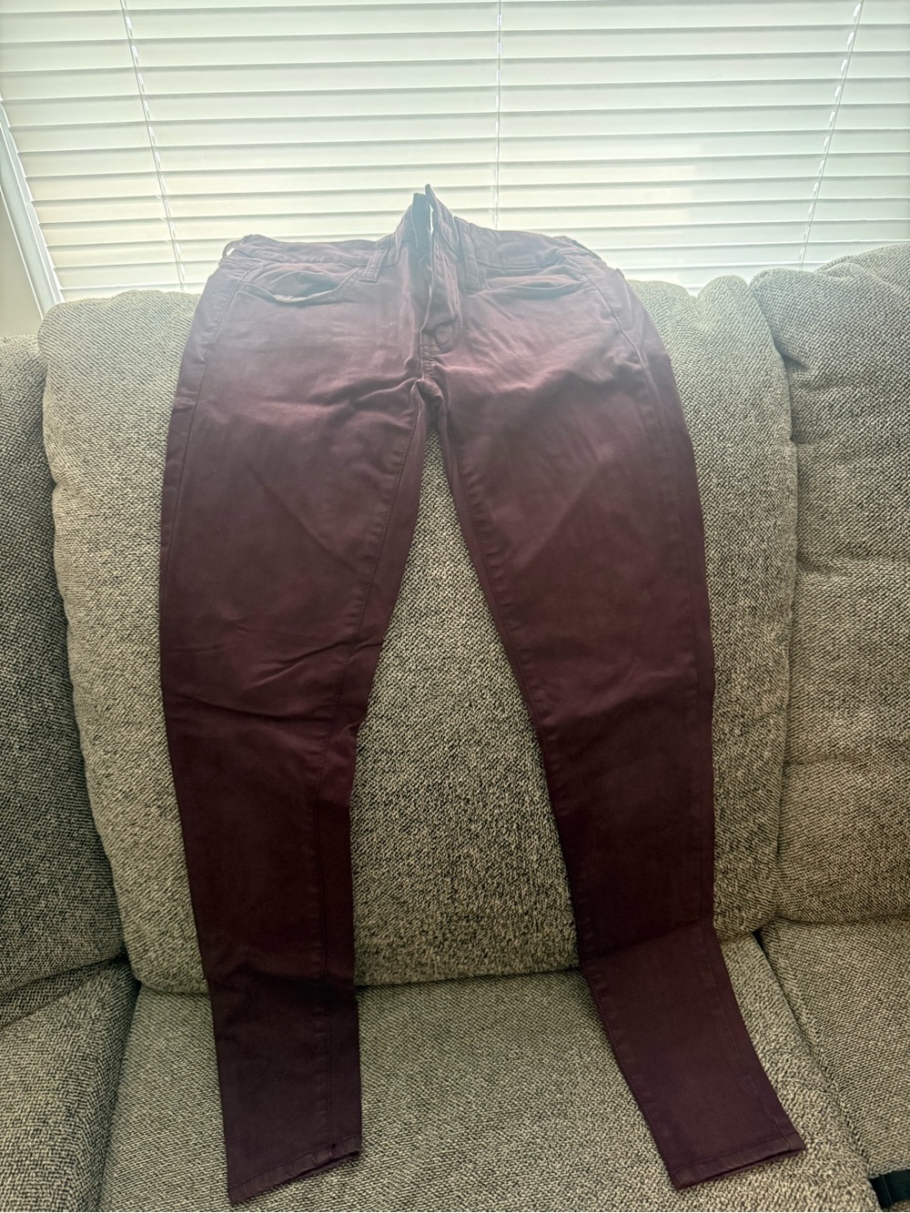 American Eagle Outfitters Skinny Jeans in Burgundy